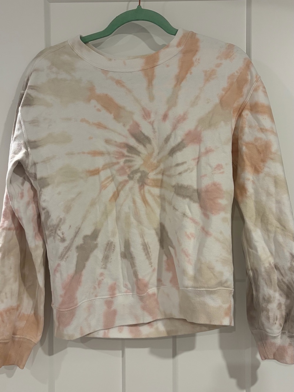 Abercrombie & Fitch Soft A&F Collection Tie-Dye Crewneck 🤍🌸